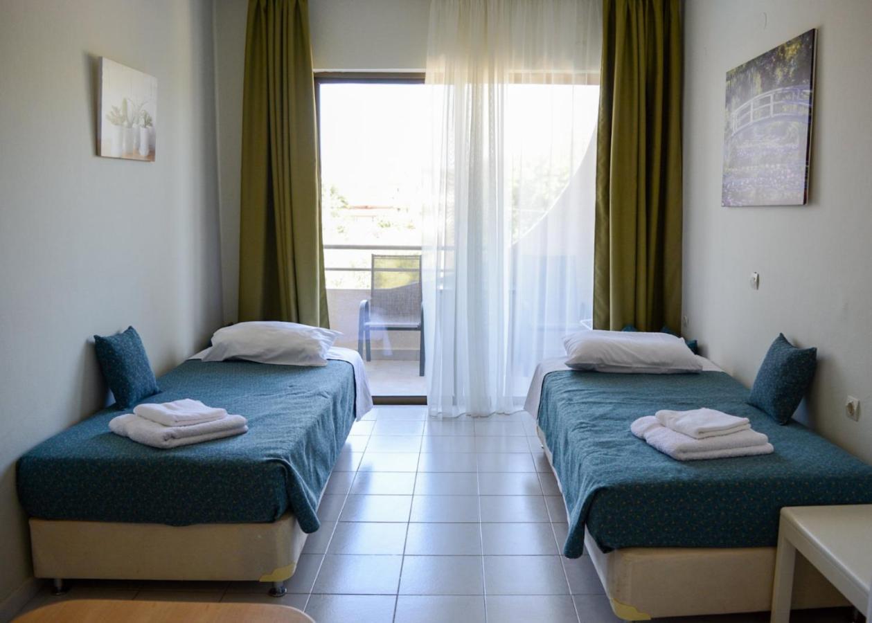 Ivory Hotel Theologos  Bagian luar foto