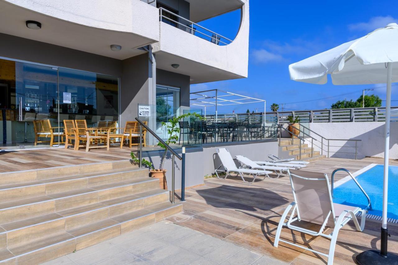 Ivory Hotel Theologos  Bagian luar foto